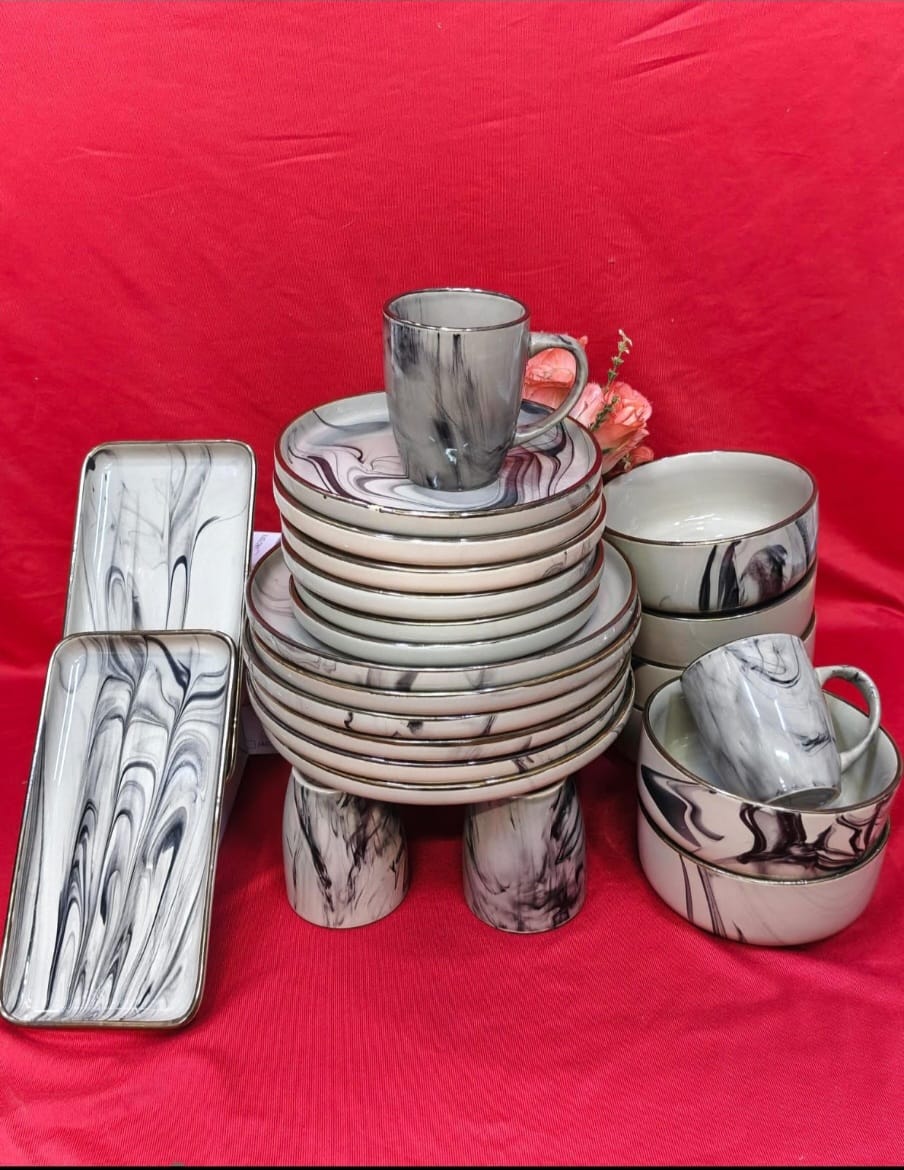 MARBLE BROWN DINNER SET
